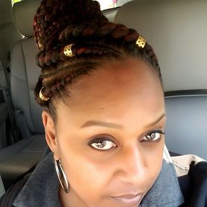 Meet your Posher, Krystal